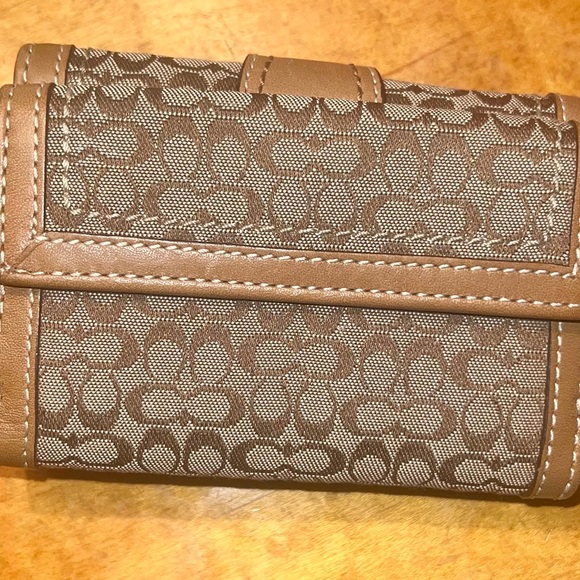 Coach Signature Buckle Wallet Brown Canvas & Leather Trim - Picture 3 of 10
